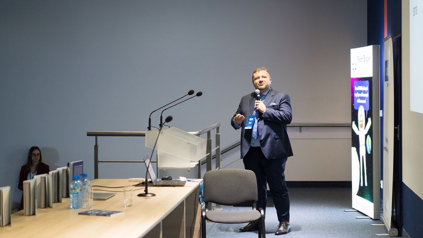 konopka lunch z e-commerce