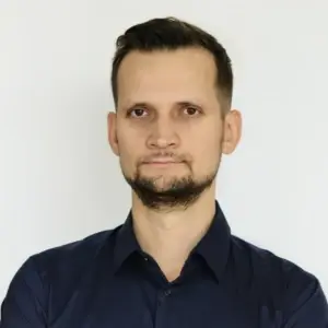 maciej wozniak